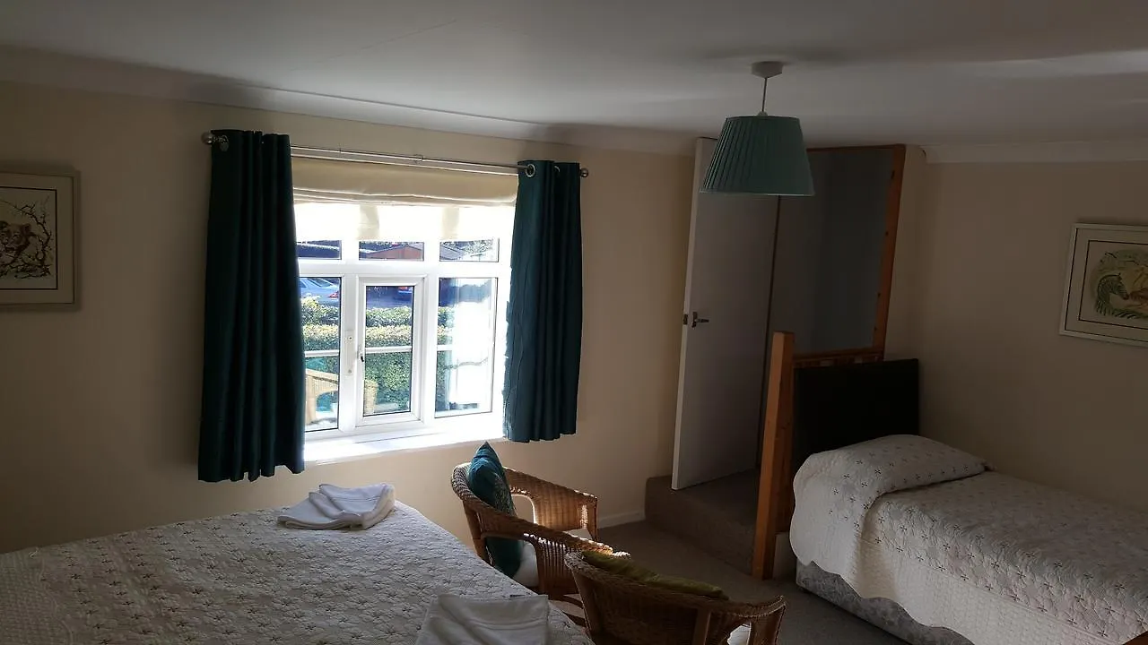 Church End Farm Bed And Breakfast Hale  Bed & Breakfast Hale (Merseyside)